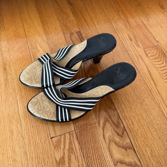 Sofft criss cross striped heels - Picture 4 of 9